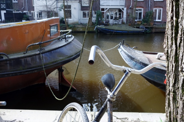 Amsterdam S 33 640x426