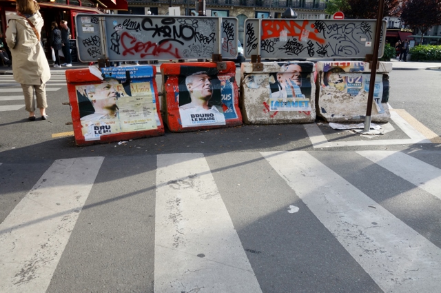 PARIS 210 640x425