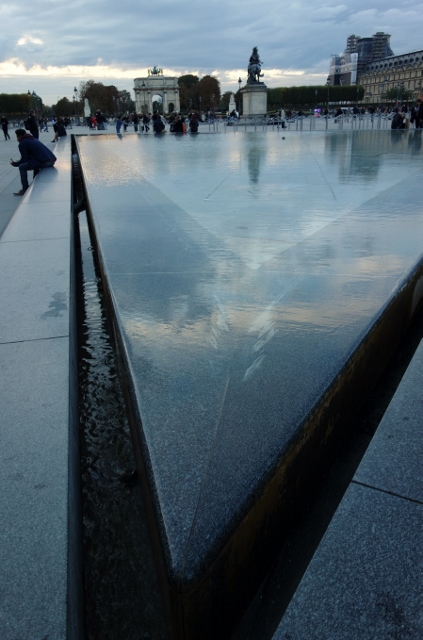 PARIS 297 423x640
