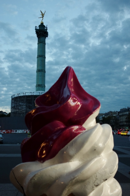 PARIS 540 423x640