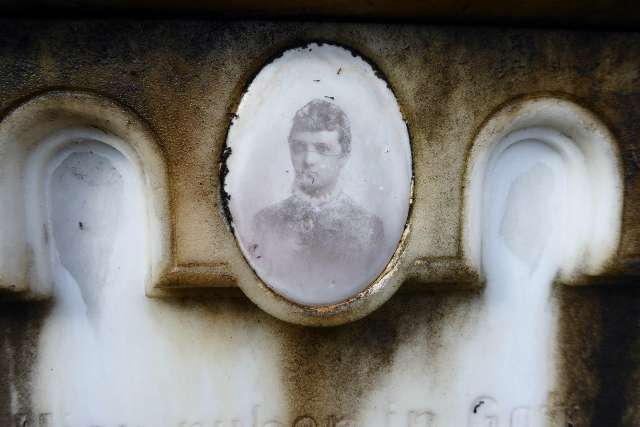 Bozen GRIES Pfarrkirche Friedhof 10 640x427