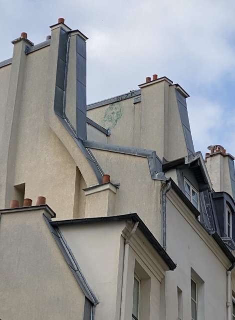 I September 2021 PARIS 1168 471x640