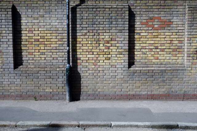 LONDON 385 640x427