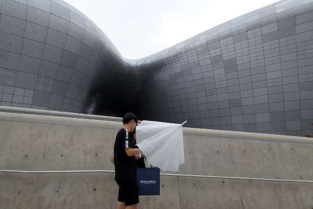 Seoul Dongaemun Design Plaza 11 640x427