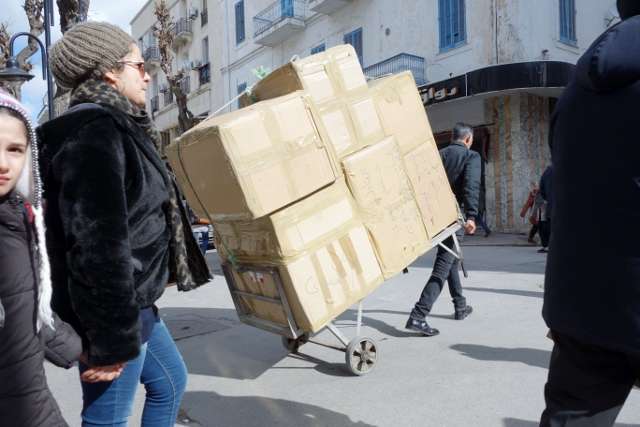 TUNIS s 521 640x427