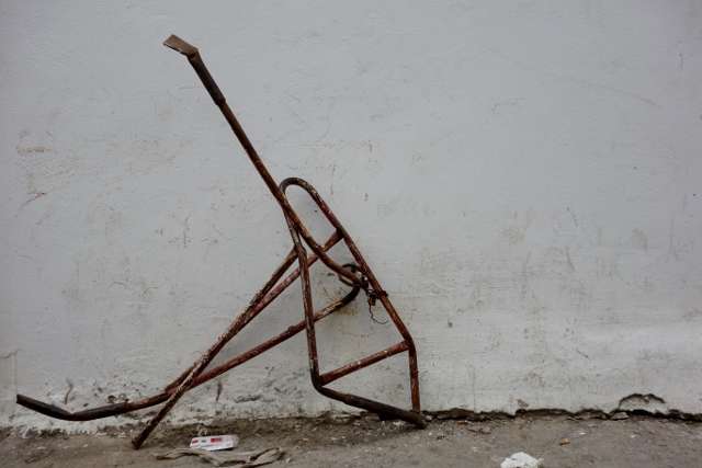 TUNIS s 98 640x427